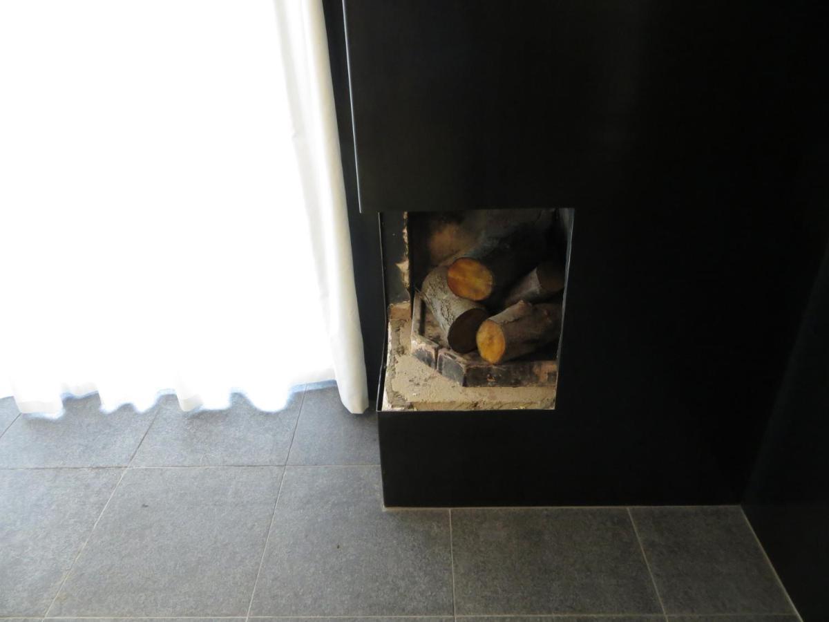 Gerenoveerd Huisje Gelegen Aan Water Bij Bos Villa Lanaken Kültér fotó